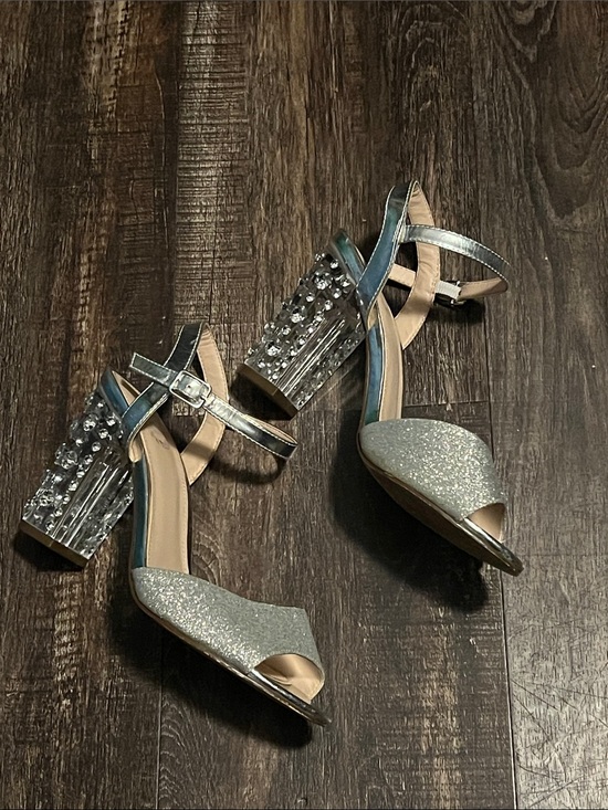 I. Miller Shoes - Silver Glitter Open-Toe Block Heel Sandals with Crystal Accent